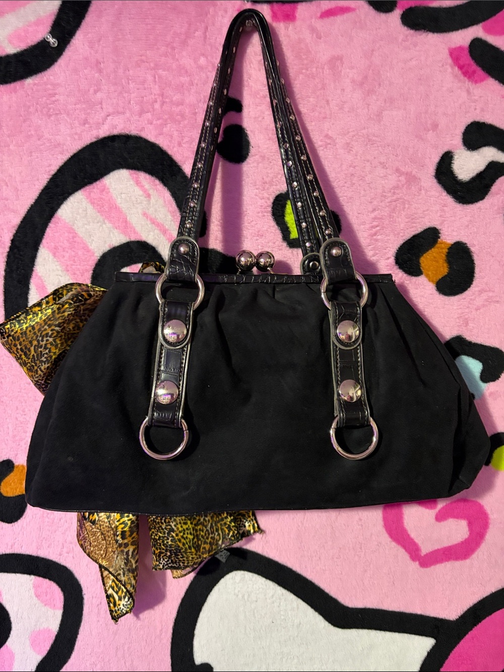 Kathy Van Zeeland Black Shoulder Bag with Leopard-Print Bow Accent - Picture 4 of 9